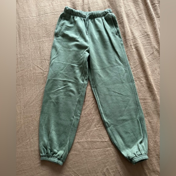 Sweats - Picture 1 of 3